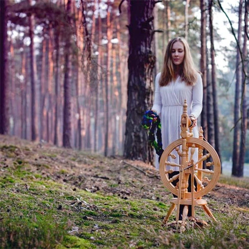 Kromski Minstrel Spinning Wheel - Clear Finish Kromski Minstrel Spinning Wheel - Clear Finish -Sewing Textile Store KRO 218b 30646.1666124599