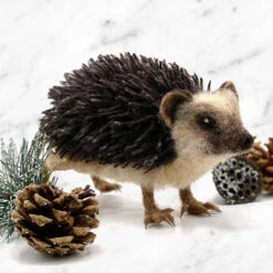 World Of Wool Felting Kit - Hugo The Hedgehog